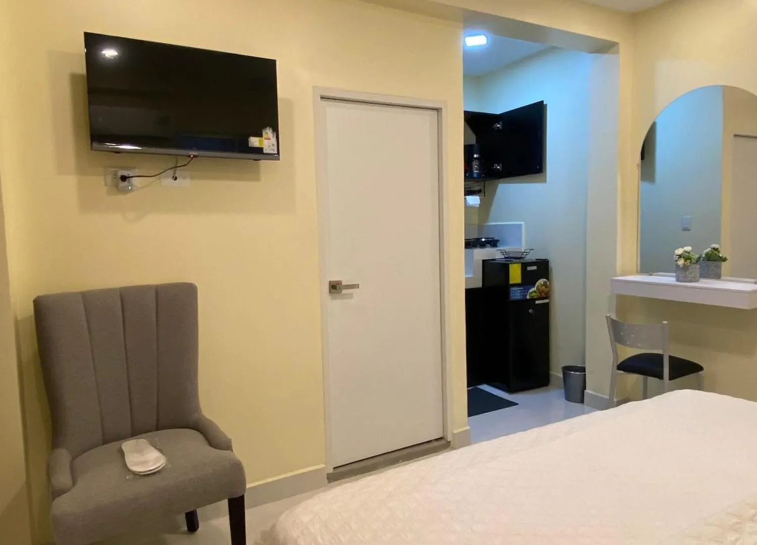 Microsuite 4 Hermosa Y Centrica Гуаякиль 0*,